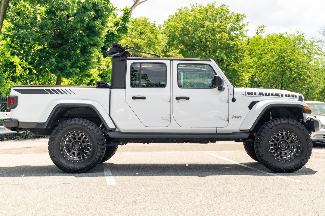 2020 Jeep JT Gladiator - Image 3 of 31
