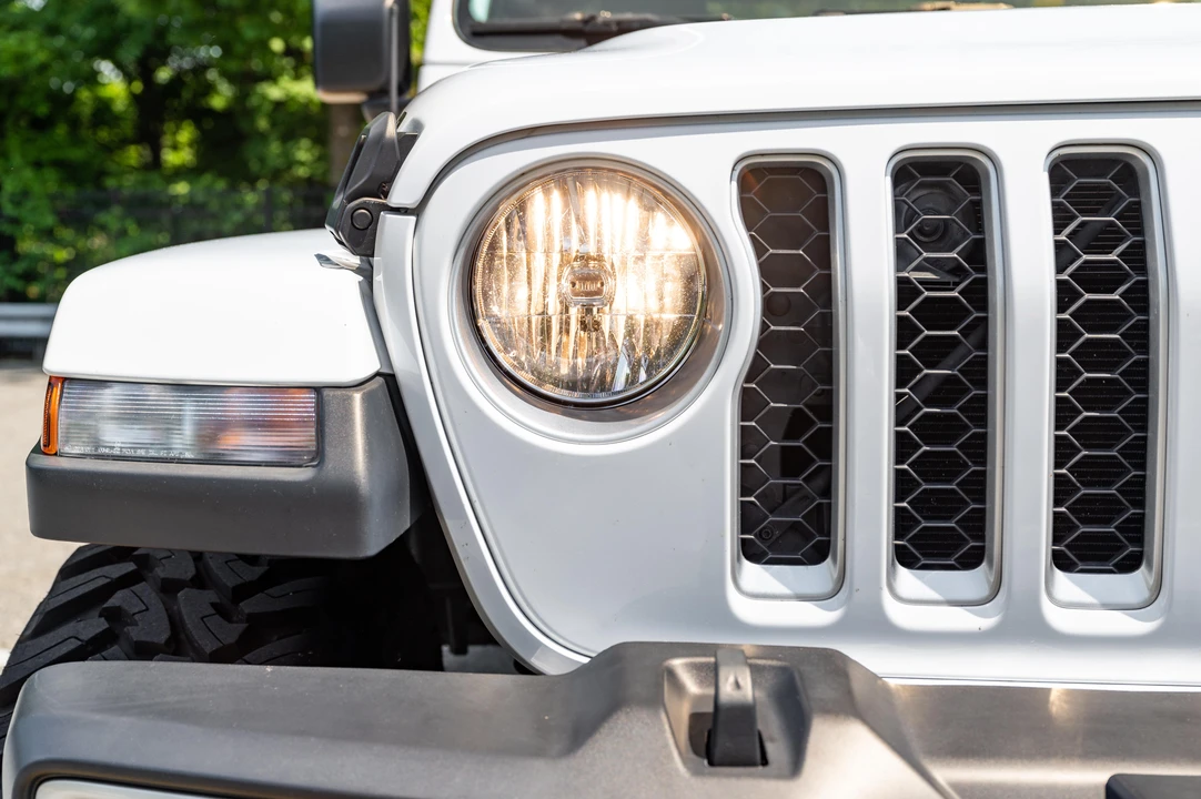 2020 Jeep JT Gladiator - Image 16 of 31