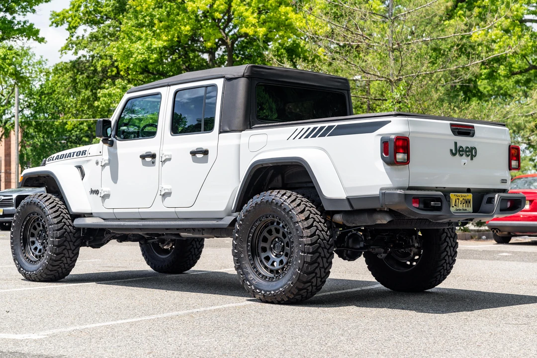 2020 Jeep JT Gladiator - Image 4 of 31