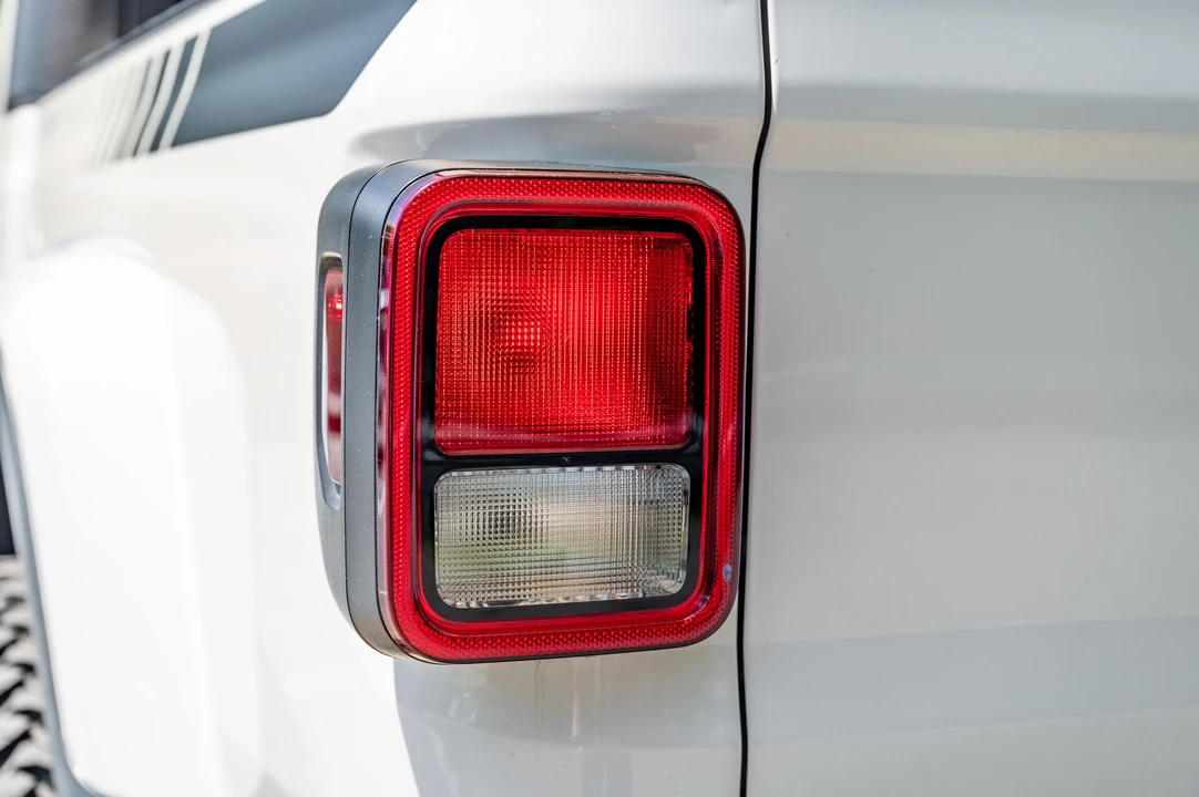 2020 Jeep JT Gladiator - Image 24 of 31