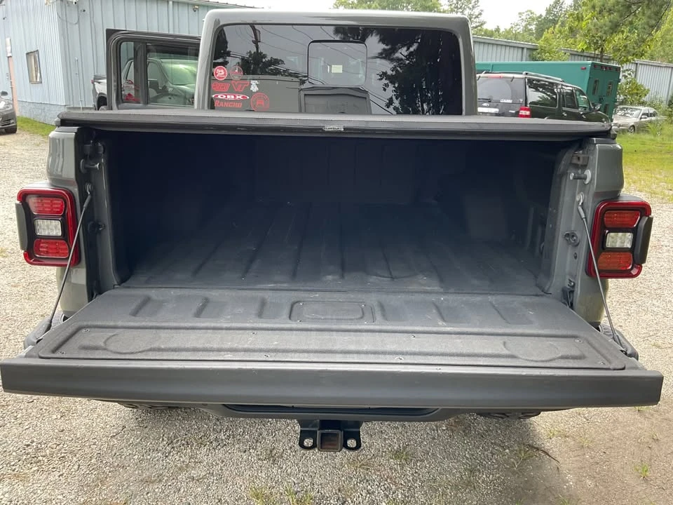 2020 Jeep JT Gladiator - Image 17 of 20