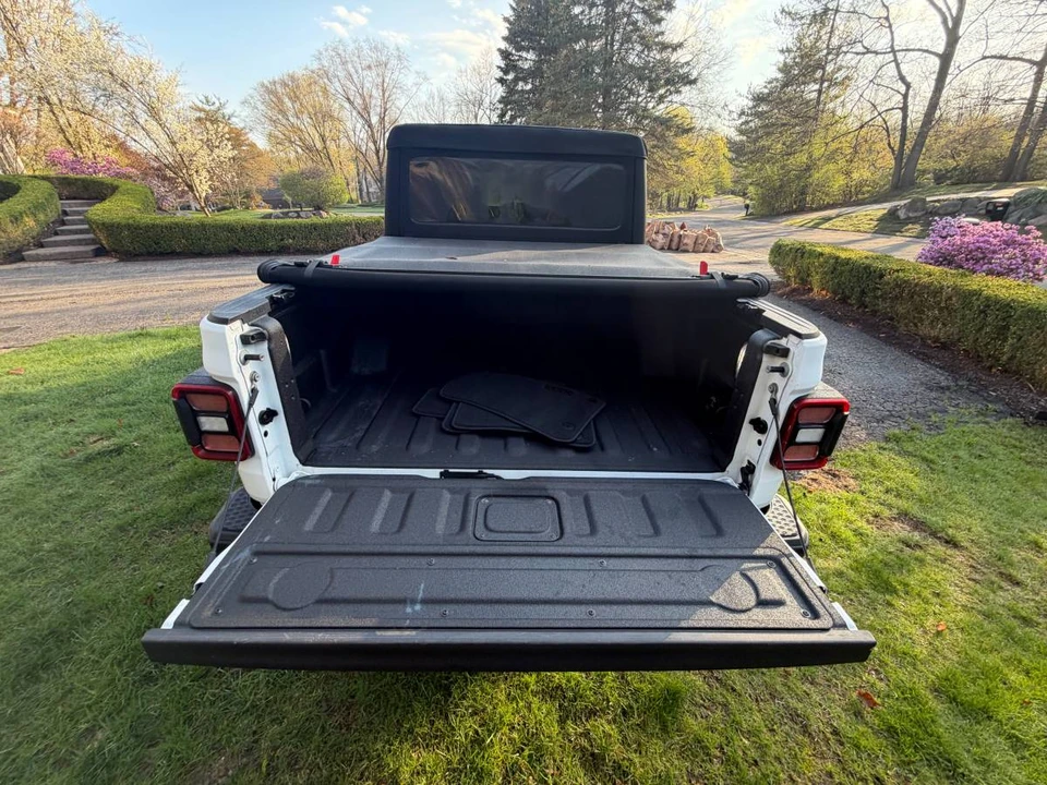 2020 Jeep JT Gladiator - Image 5 of 17