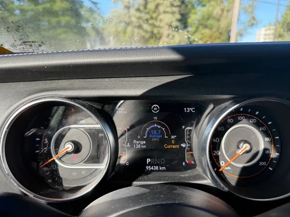 2020 Jeep JT Gladiator - Image 14 of 20