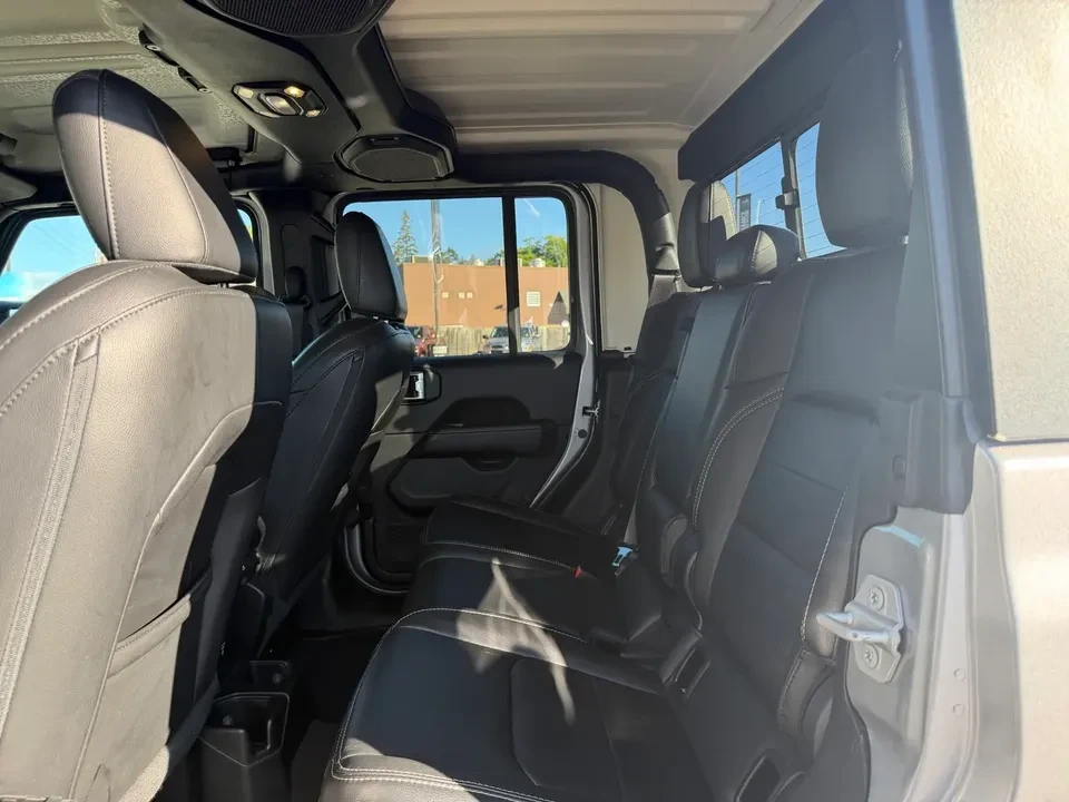 2020 Jeep JT Gladiator - Image 17 of 20