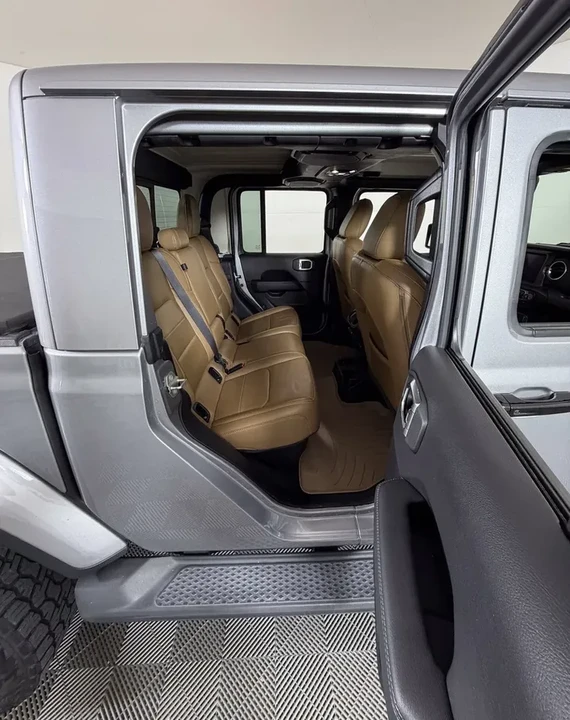 2020 Jeep JT Gladiator - Image 5 of 14