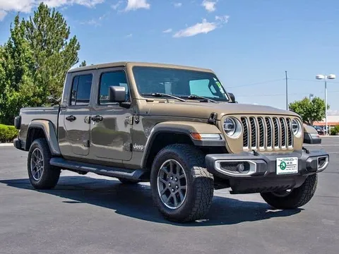 2020 Jeep Gladiator Overland Crew Cab 4WD