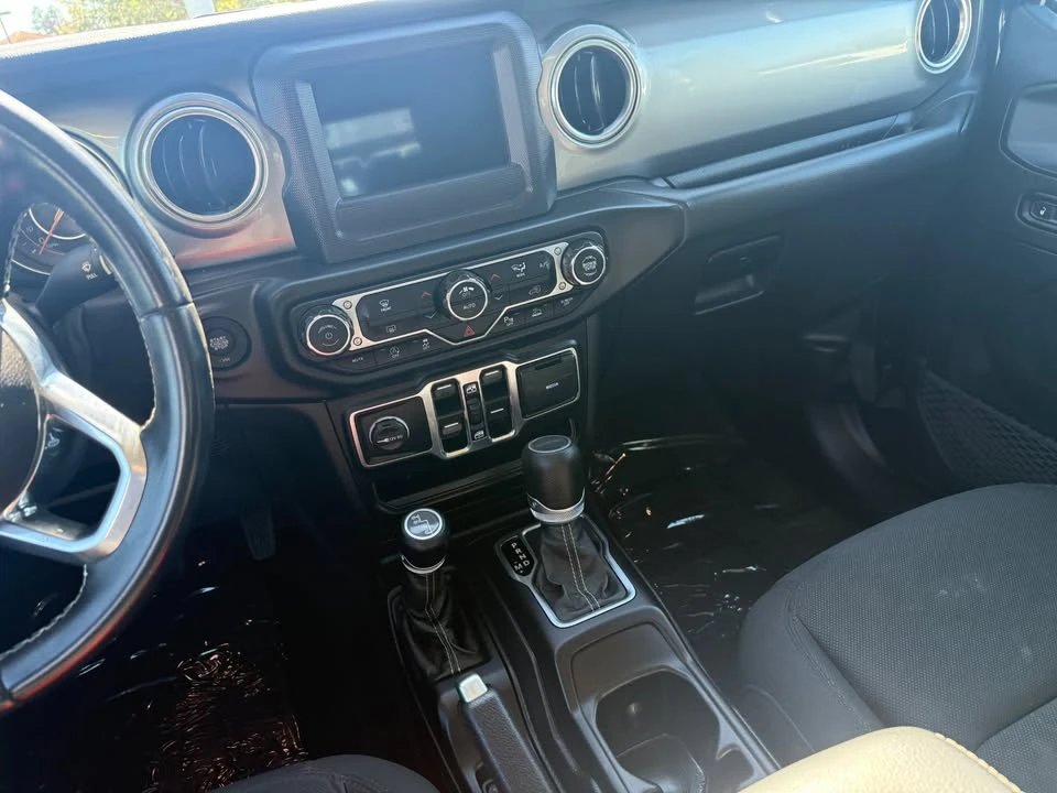 2020 Jeep JT Gladiator - Image 9 of 17
