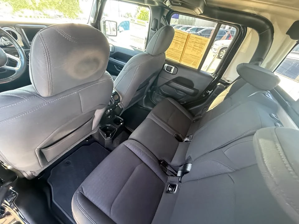2020 Jeep JT Gladiator - Image 14 of 17