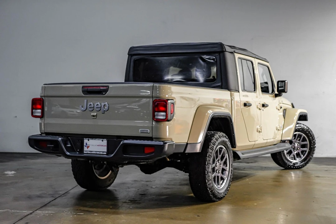 2020 Jeep JT Gladiator - Image 11 of 21