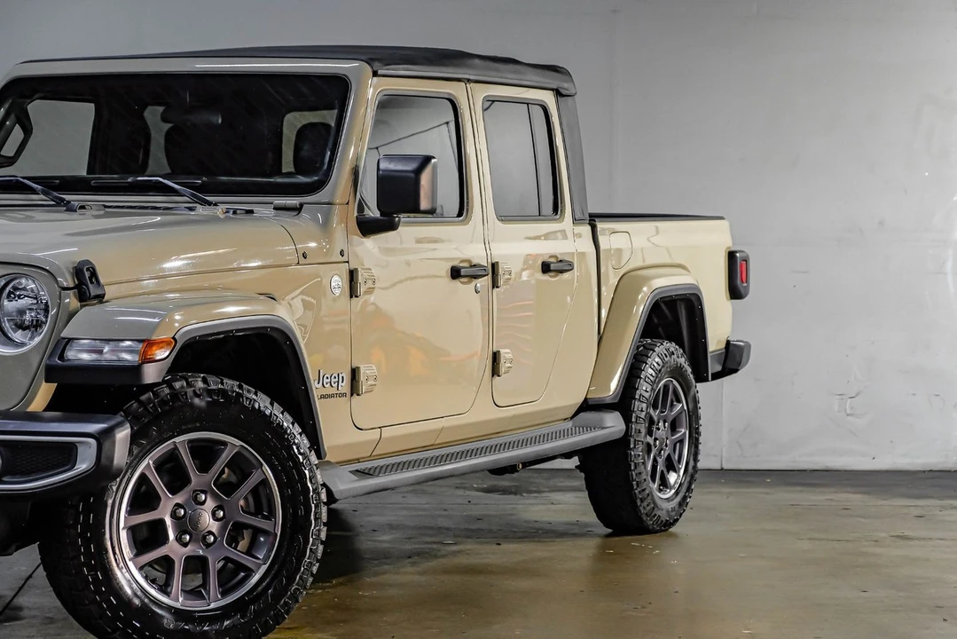 2020 Jeep JT Gladiator - Image 9 of 21