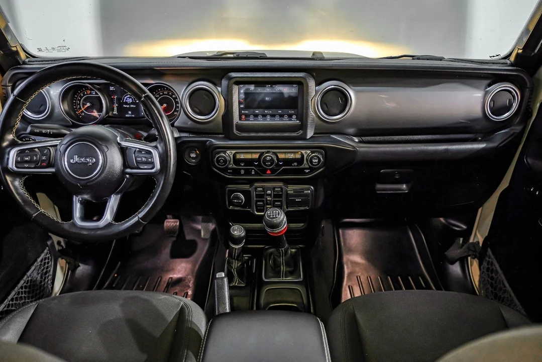 2020 Jeep JT Gladiator - Image 20 of 21