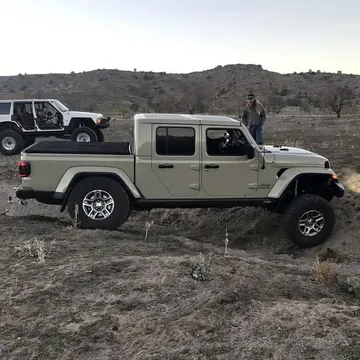 2020 Jeep Gladiator Overland