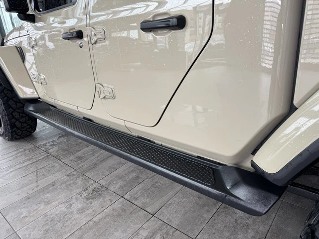 2020 Jeep JT Gladiator - Image 9 of 20