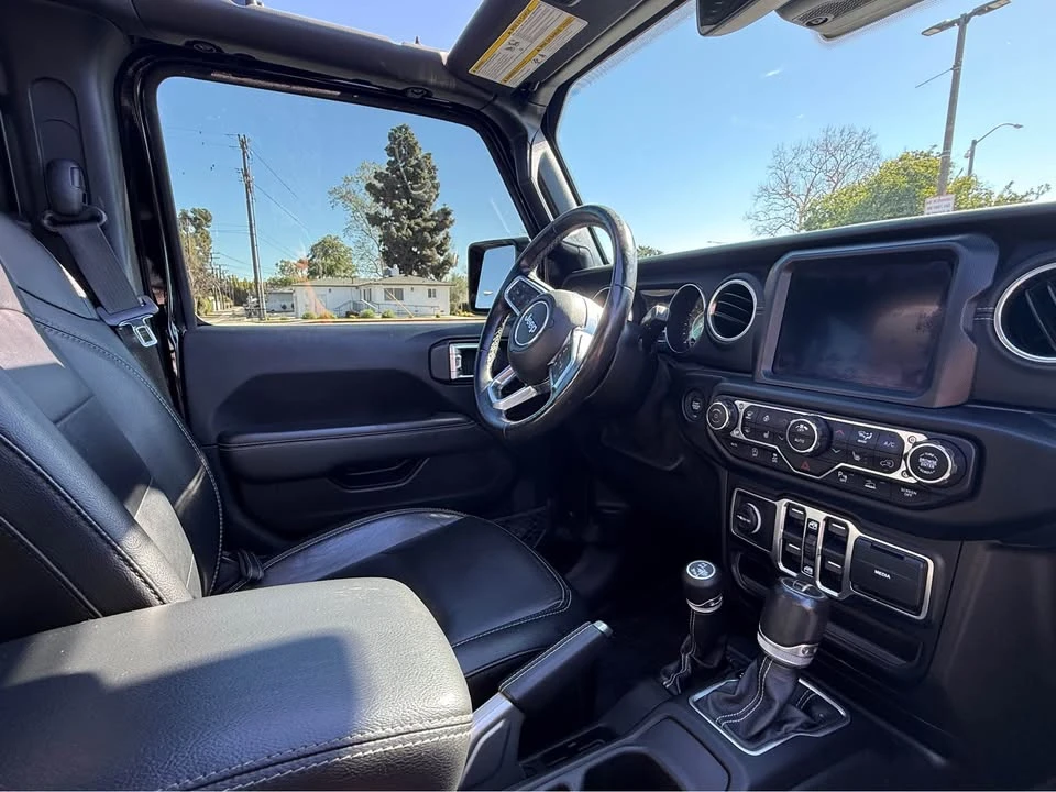 2020 Jeep JT Gladiator - Image 2 of 15