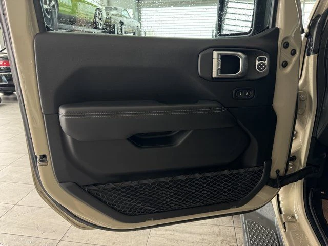 2020 Jeep JT Gladiator - Image 12 of 20