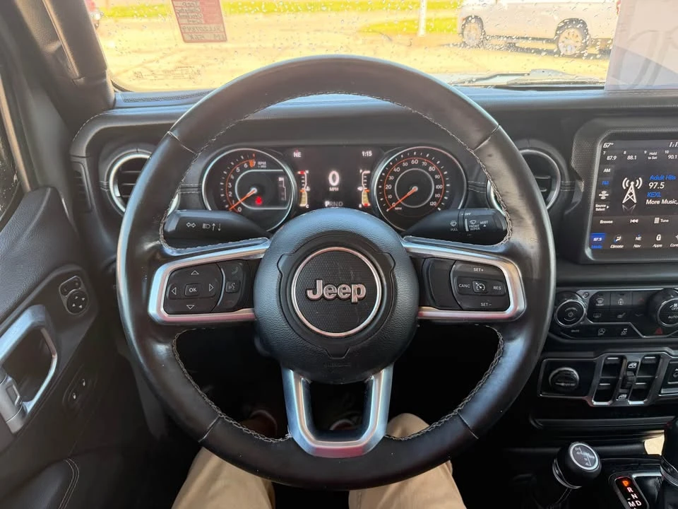 2020 Jeep JT Gladiator - Image 11 of 17