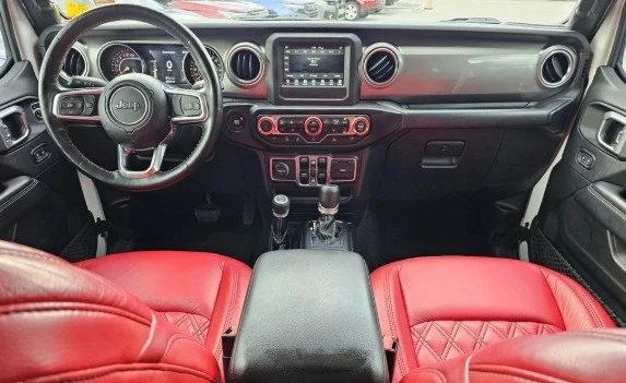 2020 Jeep JT Gladiator - Image 2 of 12