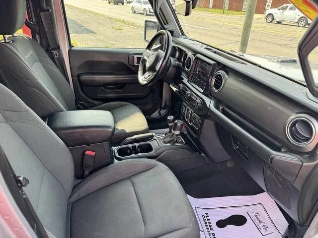 2020 Jeep JT Gladiator - Image 12 of 16
