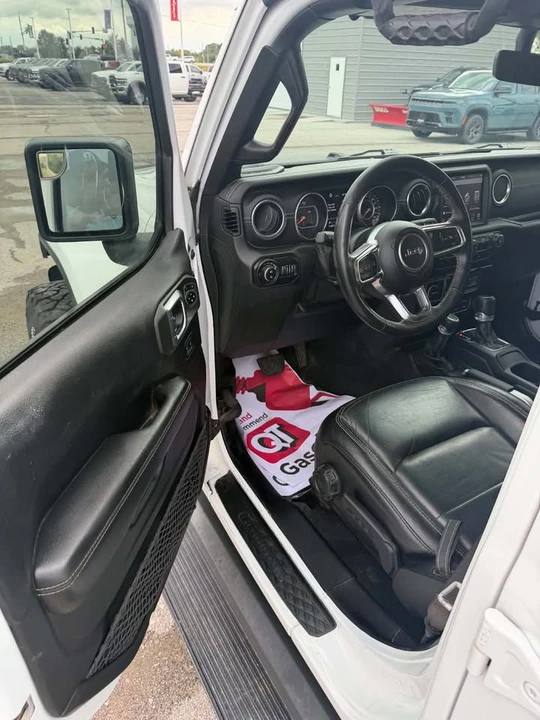 2020 Jeep JT Gladiator - Image 8 of 16