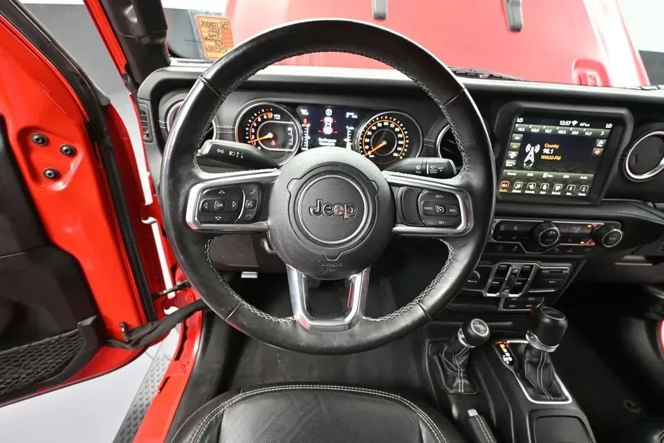 2020 Jeep JT Gladiator - Image 17 of 20