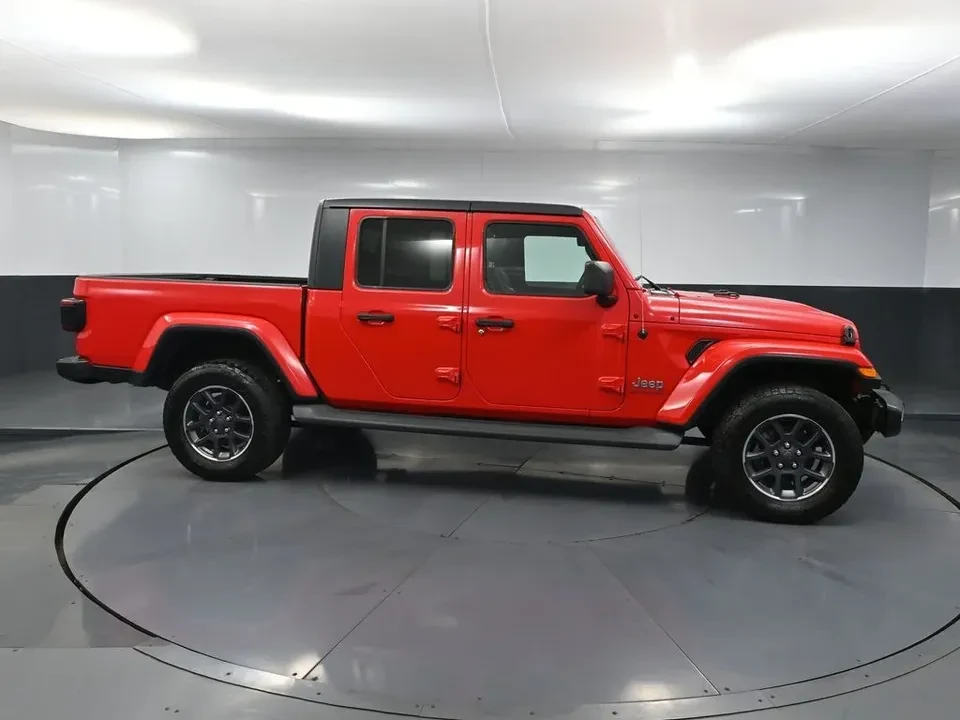2020 Jeep JT Gladiator - Image 2 of 20