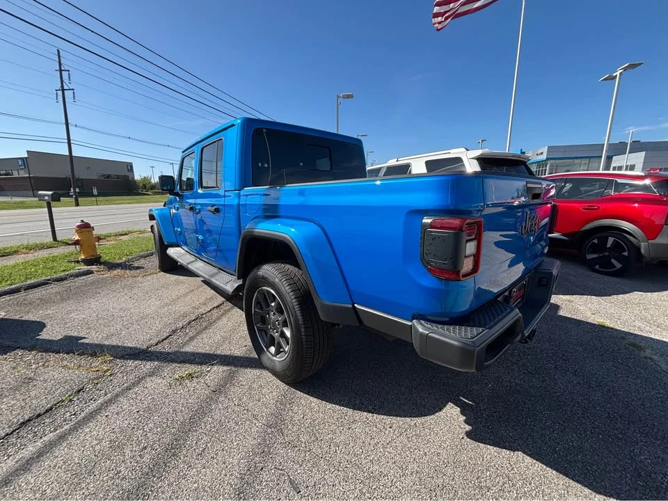 2020 Jeep JT Gladiator - Image 2 of 12