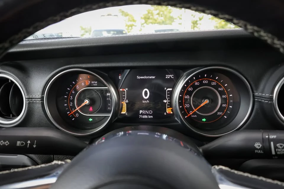 2020 Jeep JT Gladiator - Image 17 of 20