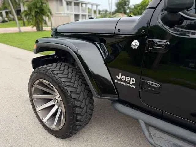 2020 Jeep JT Gladiator - Image 2 of 19