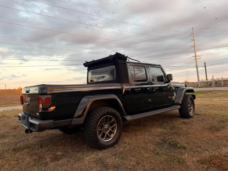2020 Jeep JT Gladiator - Image 2 of 17