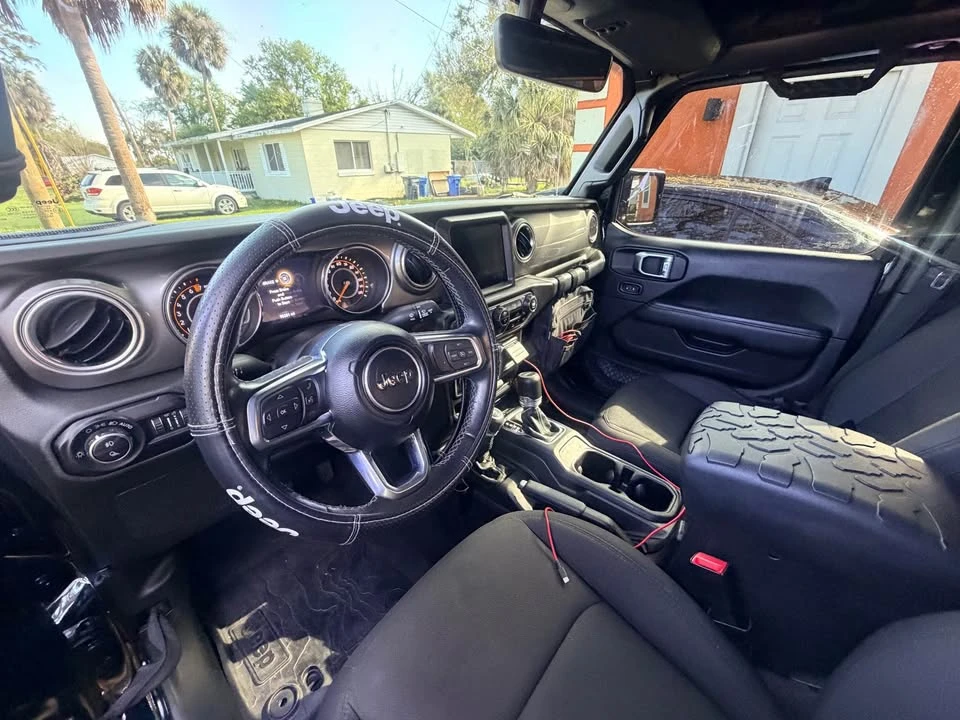 2020 Jeep JT Gladiator - Image 8 of 17