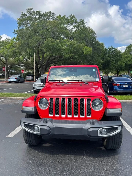 2020 Jeep JT Gladiator - Image 2 of 10