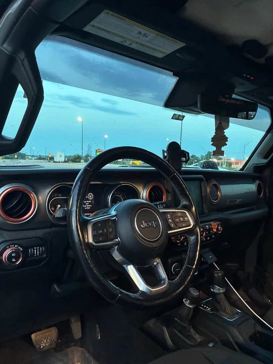 2020 Jeep JT Gladiator - Image 5 of 11