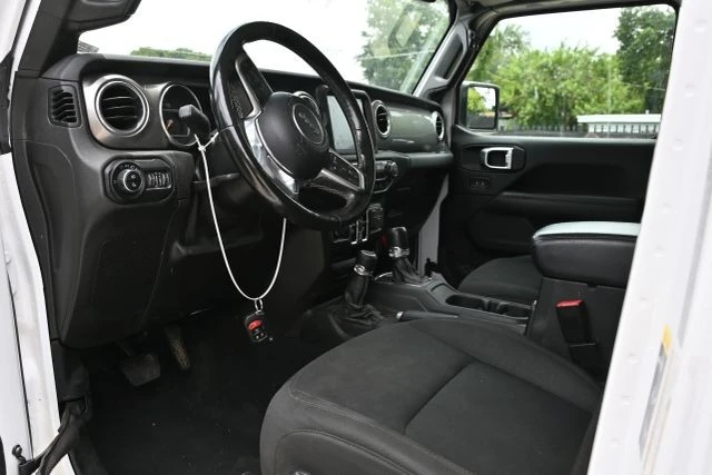 2020 Jeep JT Gladiator - Image 17 of 23