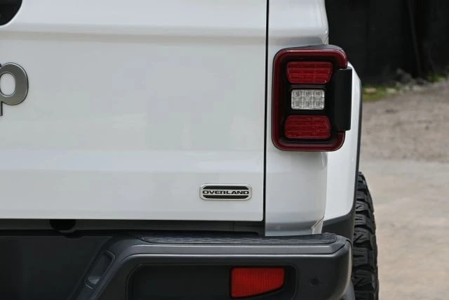 2020 Jeep JT Gladiator - Image 14 of 23
