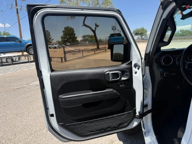 2020 Jeep JT Gladiator - Image 11 of 18