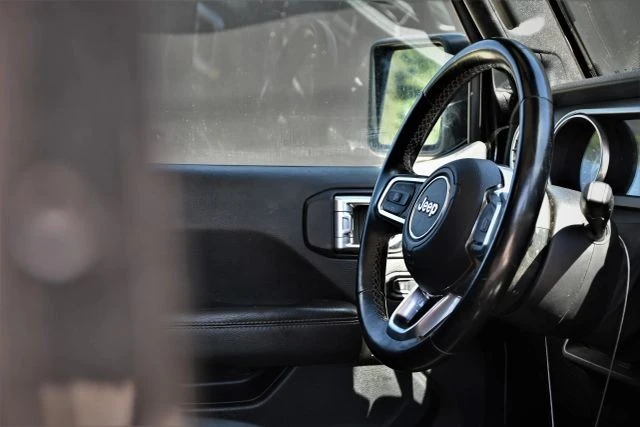 2020 Jeep JT Gladiator - Image 13 of 21