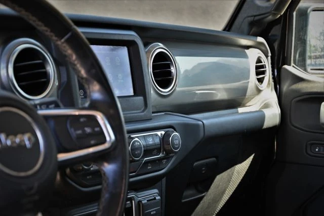 2020 Jeep JT Gladiator - Image 11 of 21