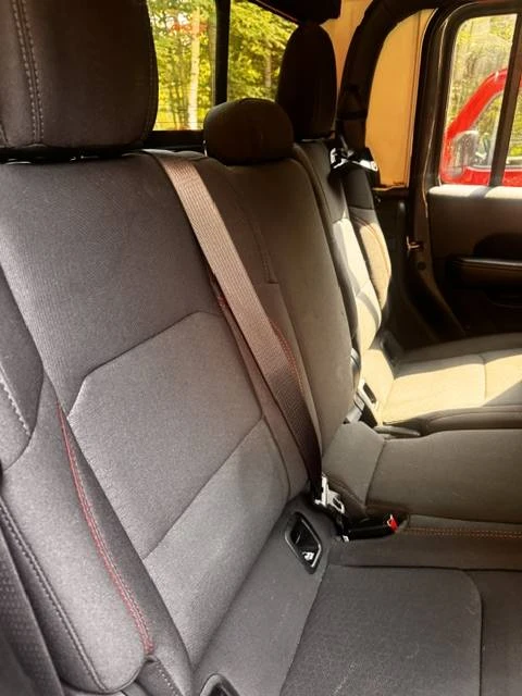 2020 Jeep JT Gladiator - Image 14 of 24