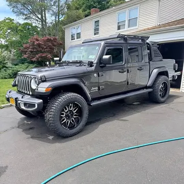 2020 Jeep Gladiator Overland