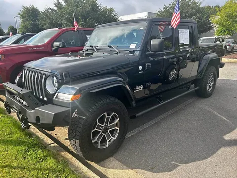 2020 Jeep Gladiator Overland Pickup 4D 5 ft