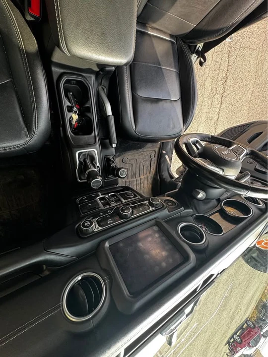 2020 Jeep JT Gladiator - Image 11 of 18