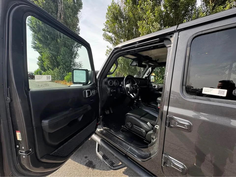 2020 Jeep JT Gladiator - Image 9 of 18