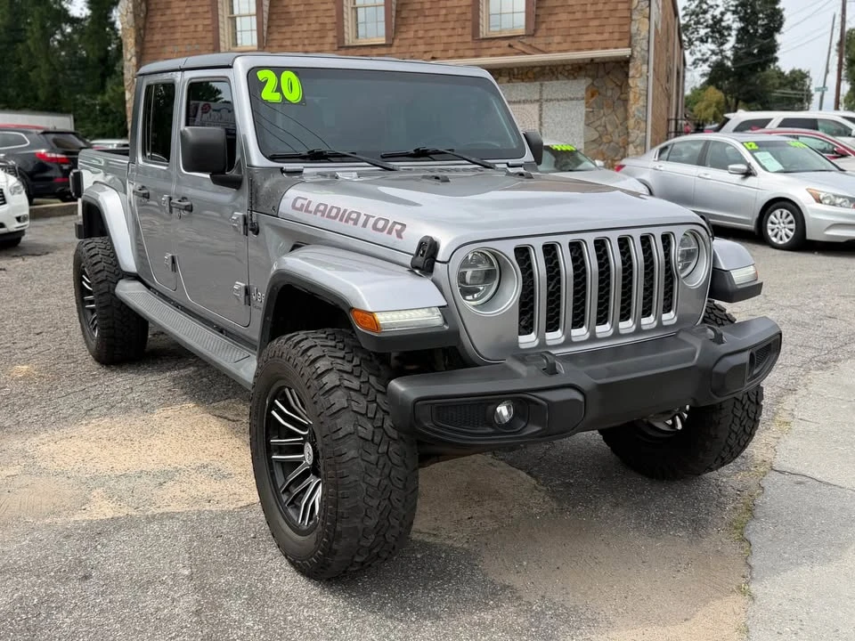 2020 Jeep JT Gladiator - Image 2 of 16