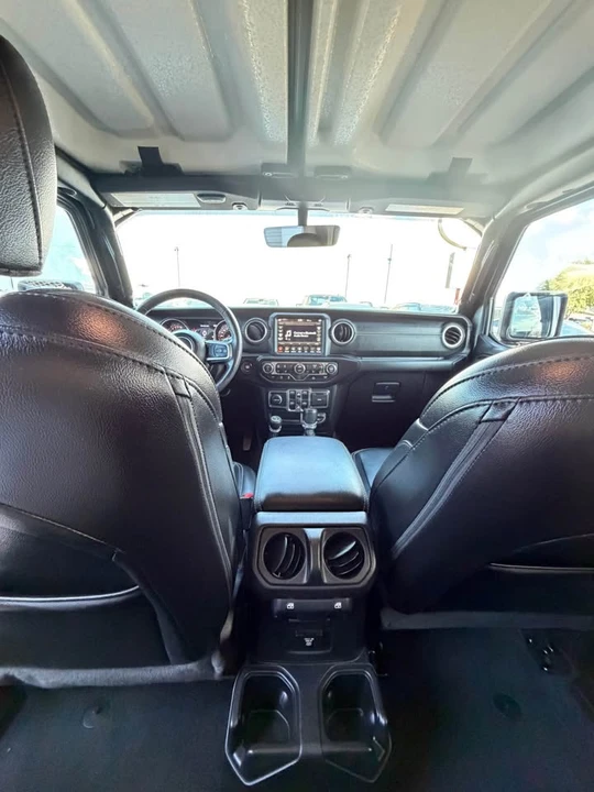 2020 Jeep JT Gladiator - Image 13 of 17