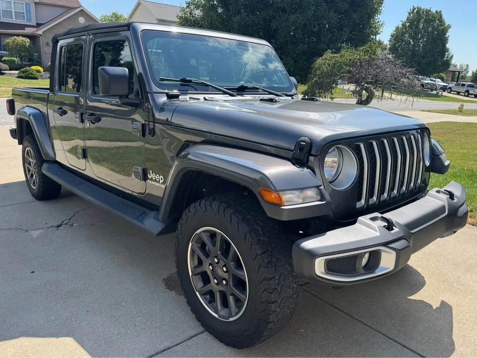 2020 Jeep JT Gladiator - Image 2 of 19