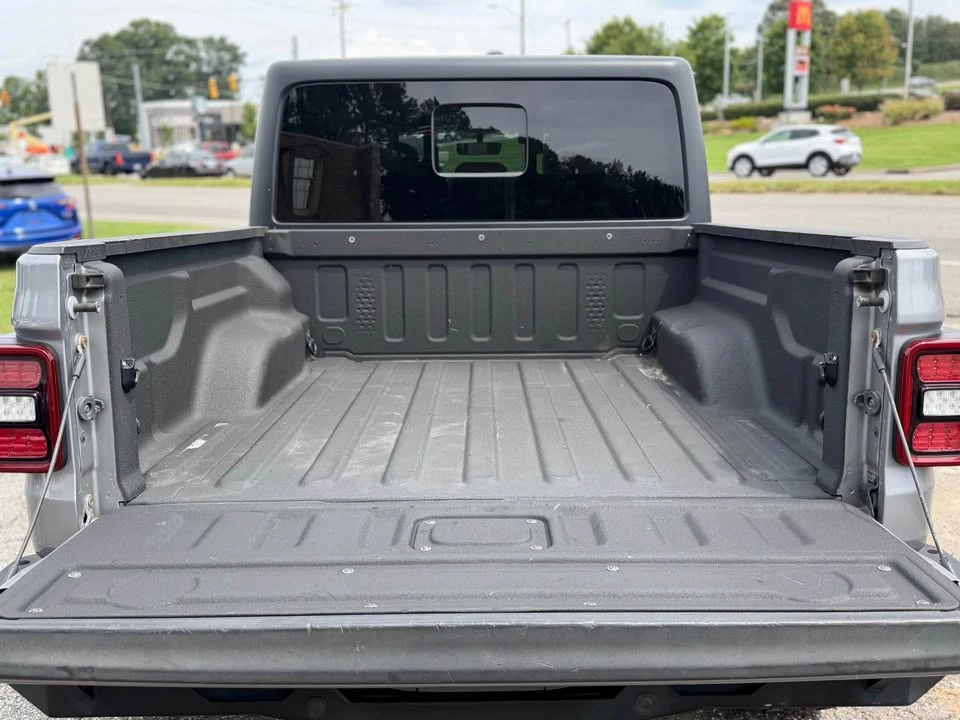 2020 Jeep JT Gladiator - Image 8 of 16