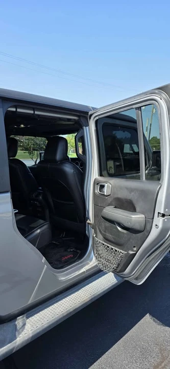 2020 Jeep JT Gladiator - Image 16 of 18