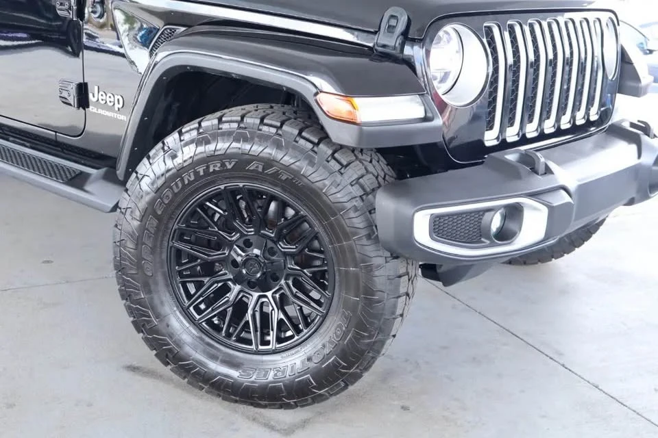 2020 Jeep JT Gladiator - Image 2 of 6
