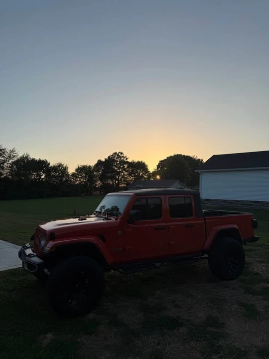 2020 Jeep JT Gladiator - Image 7 of 10