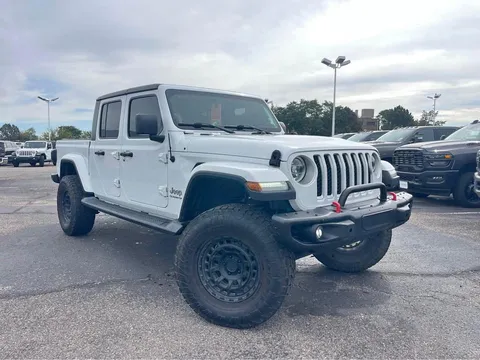 2020 Jeep Gladiator Overland Pickup 4D 5 ft